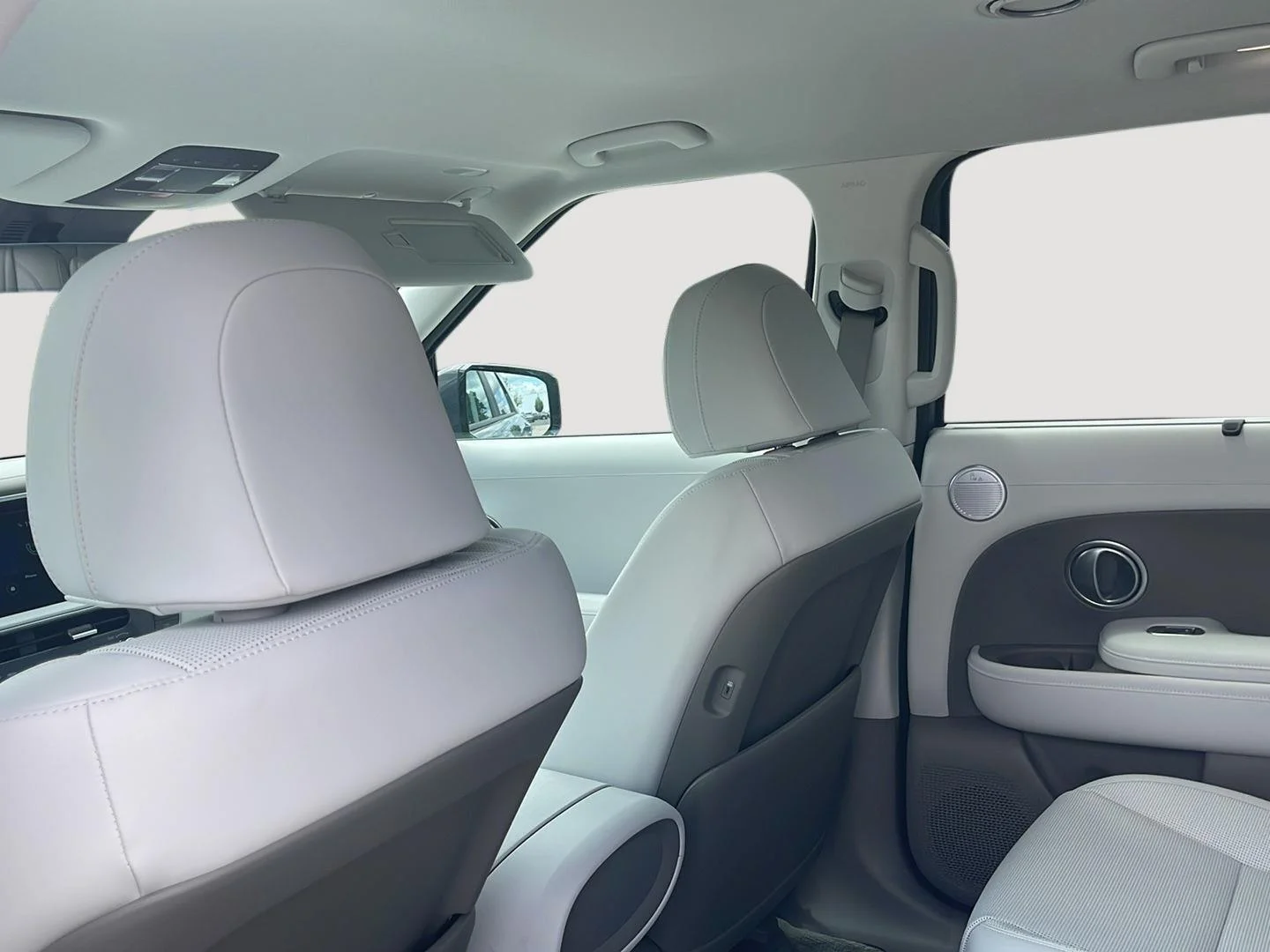 New 2026 Ecotronic Gray Pearl Hyundai SEL 7P image 13