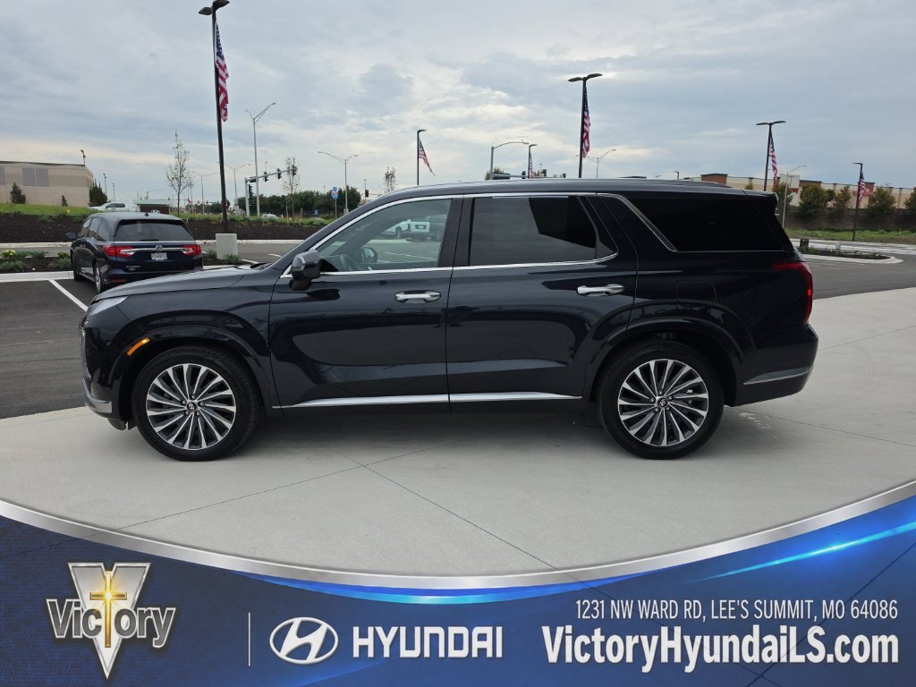 Used 2024 Hyundai Palisade Calligraphy with VIN KM8R74GE3RU717554 for sale in Kansas City