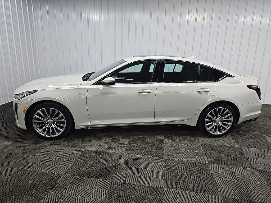 Used 2023 White Cadillac V-Series image 5