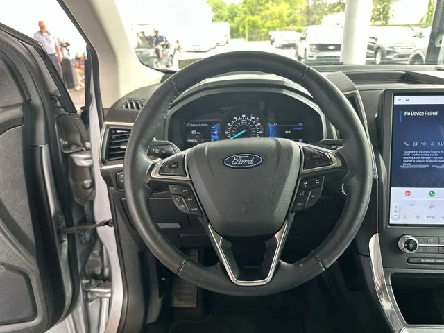 Used 2024 Silver Ford Titanium image 15