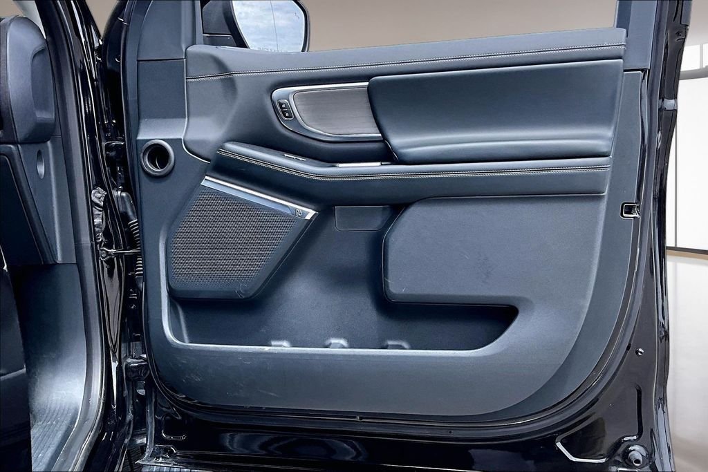 Used 2025 Black Ford Platinum image 19