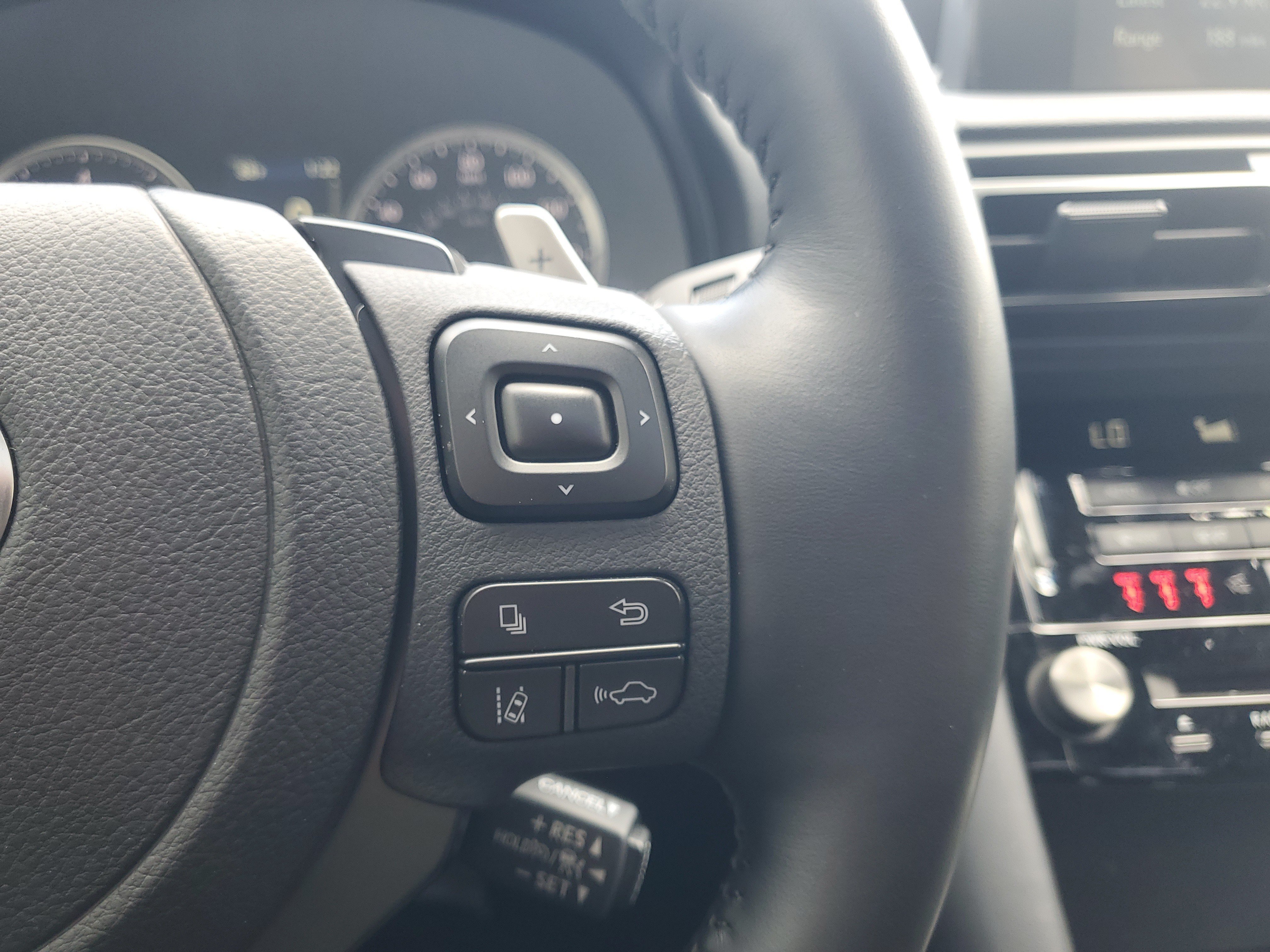 Used 2025 White Pearl Lexus IS 300 image 22