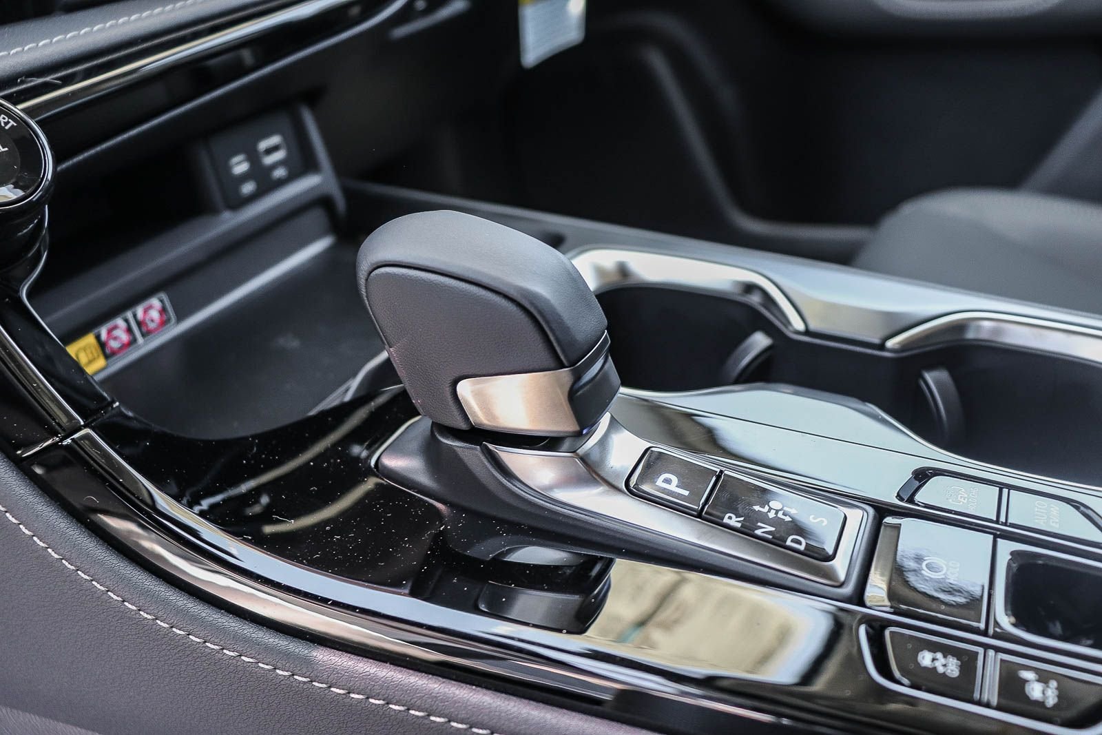 2026 Lexus NX 450h+ Premium - Photo 26