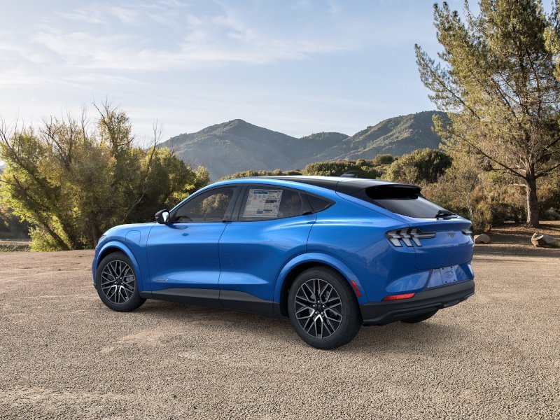 New 2026 Velocity Blue Metallic Ford Premium image 34