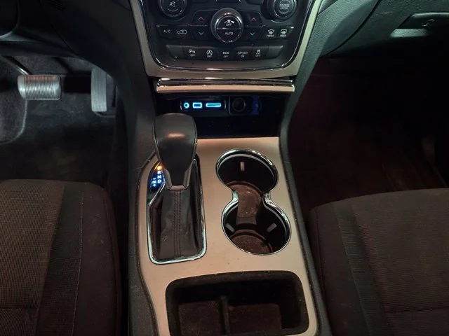 Used 2016 Brilliant Black Crystal Pearlcoat Jeep Laredo image 34