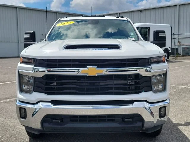 2024 Chevrolet Silverado 3500HD LT - Photo 9