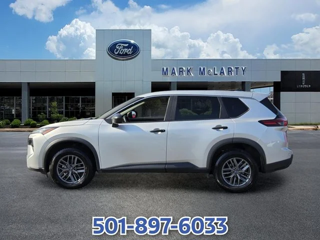 Used 2024 Silver Nissan S image 2