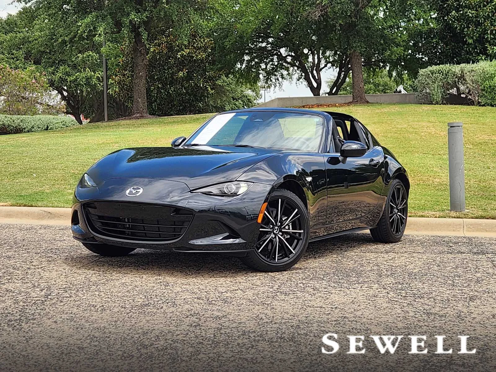 2025 Mazda MX-5 Miata RF Grand Touring