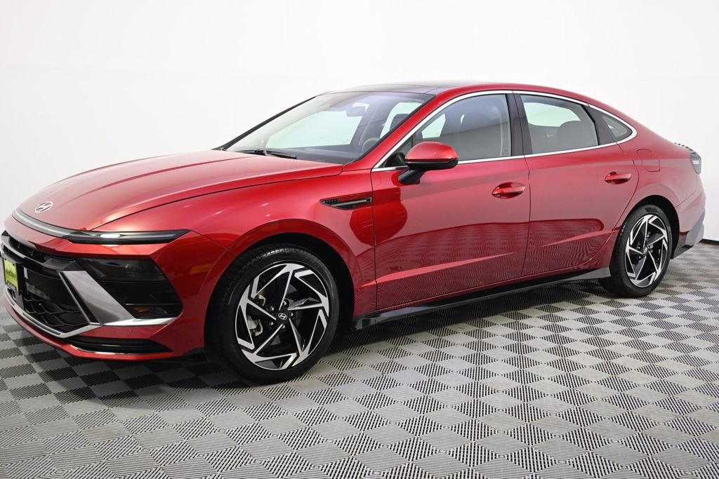 Used 2024 Hyundai Sonata SEL with VIN KMHL14JA5RA350624 for sale in St. Louis Park, Minnesota