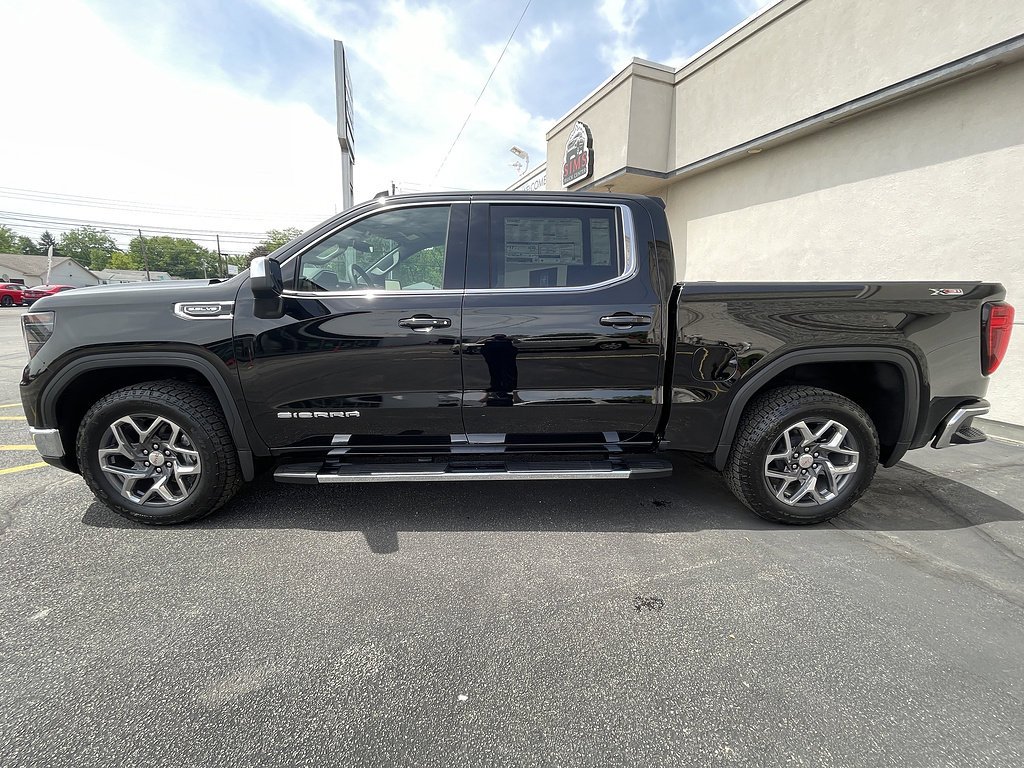 2026 GMC Sierra 1500 SLE - Photo 11