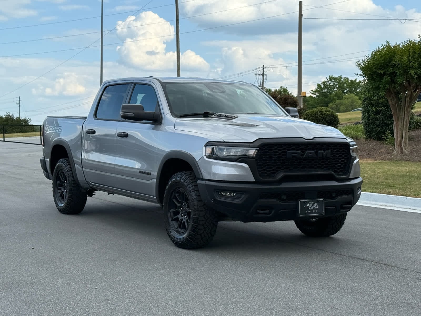 Used 2025 Billet Silver Metallic Clearcoat Ram Rebel image 7