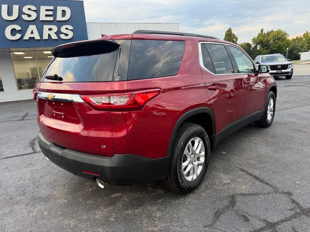 Used 2019 CAJUN RED TINTCOAT Chevrolet LT Cloth image 8