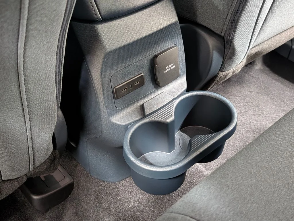 New 2026 Carbonized Gray Metallic Ford XLT image 14