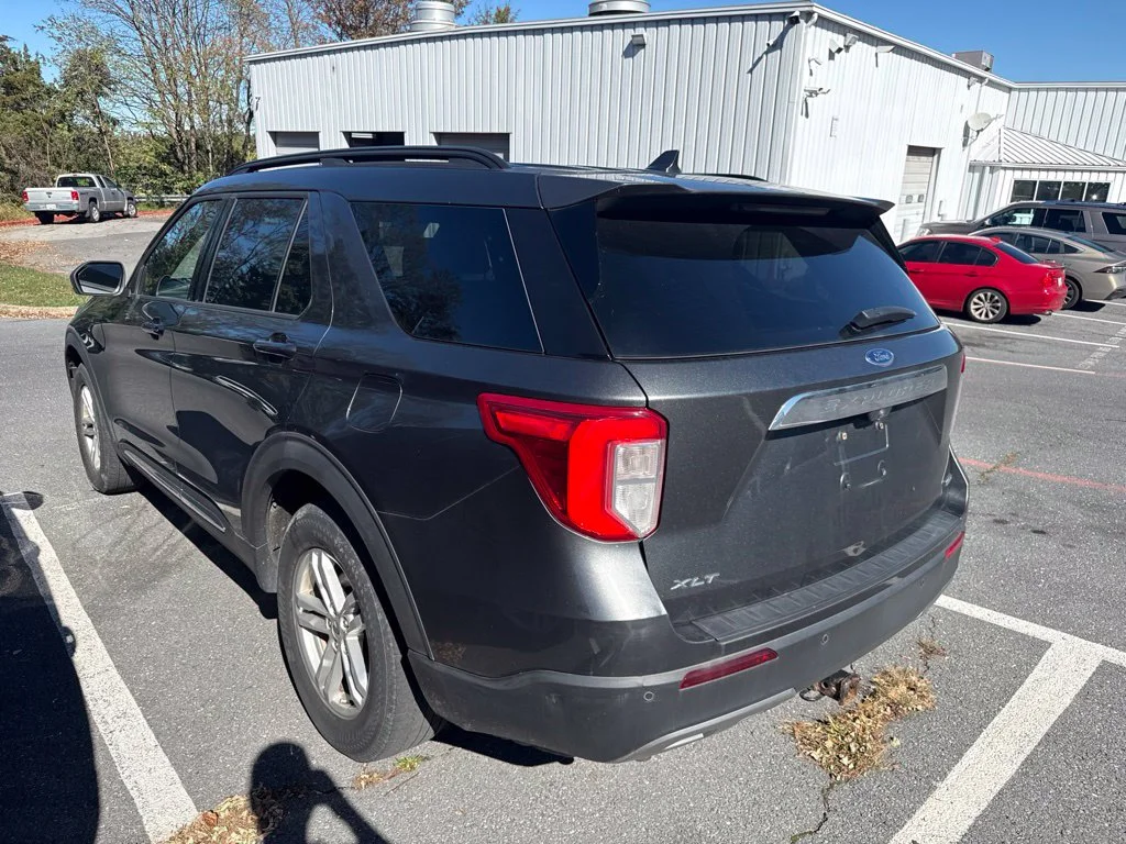 Used 2020 Gray Ford XLT image 3