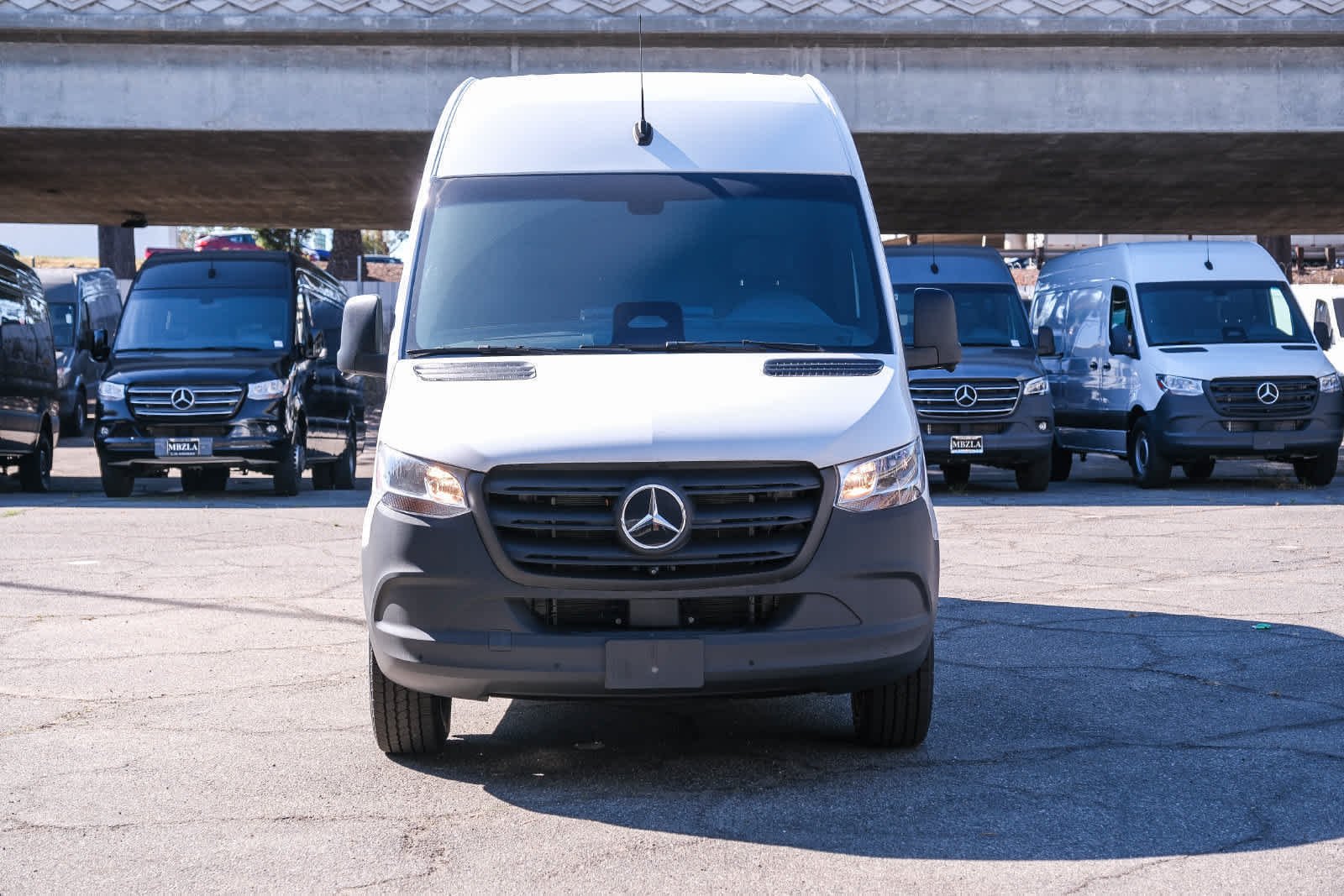 New 2025 Arctic White Mercedes-Benz Cargo 170 WB High Roof RWD Electric Motor image 3