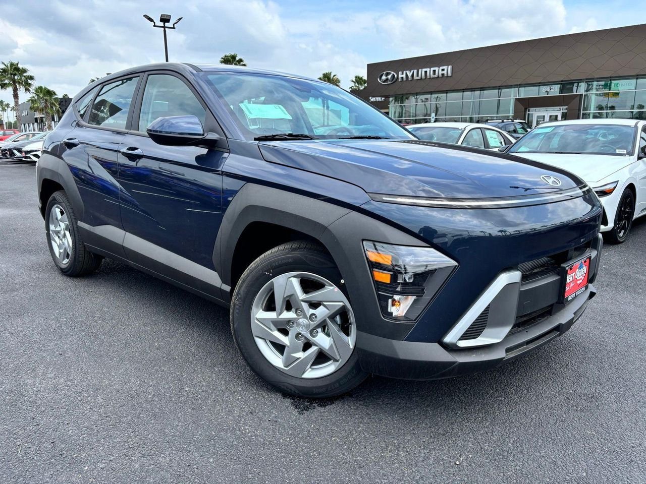 New 2026 Blue Hyundai SE FWD image 1