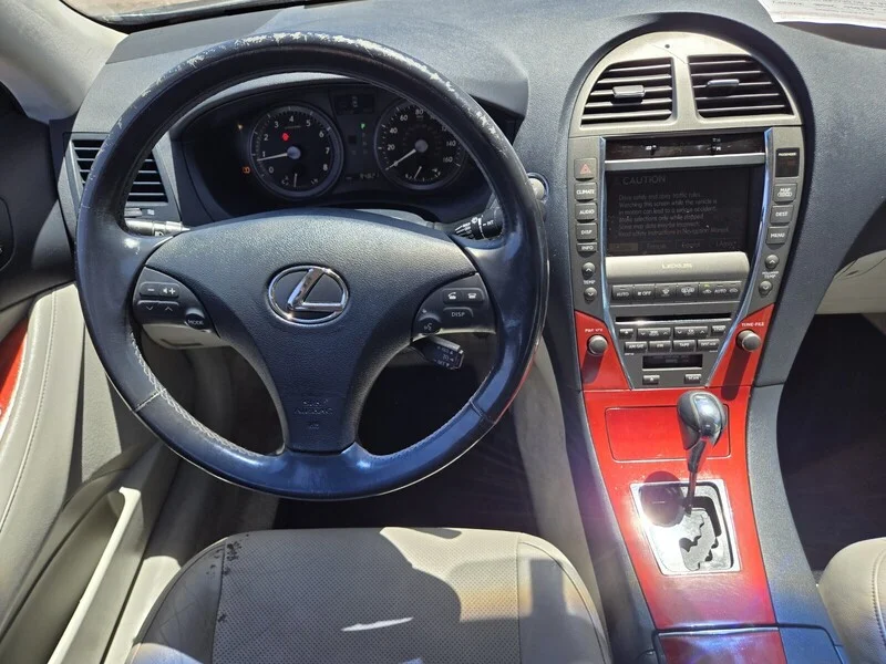 Used 2008 Gray Lexus 4DR SDN AT image 10
