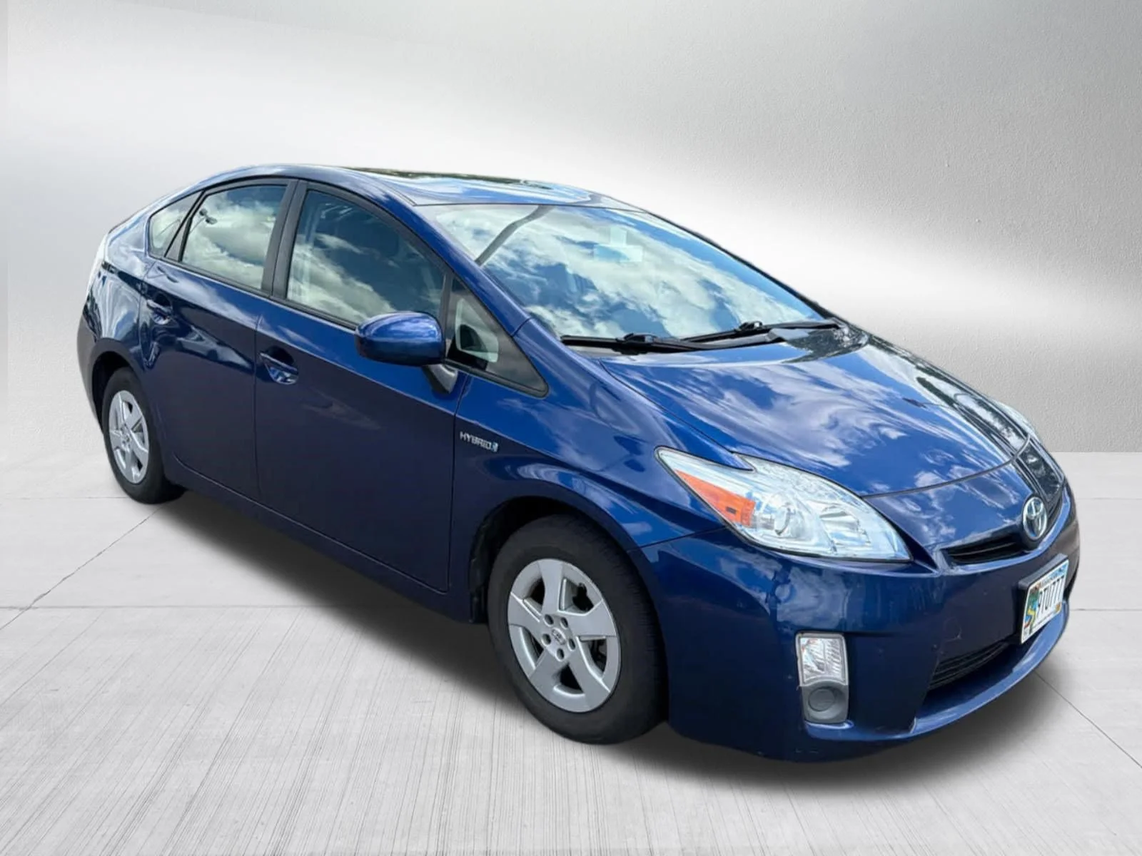 Used 2010 Blue Ribbon Metallic Toyota III image 2