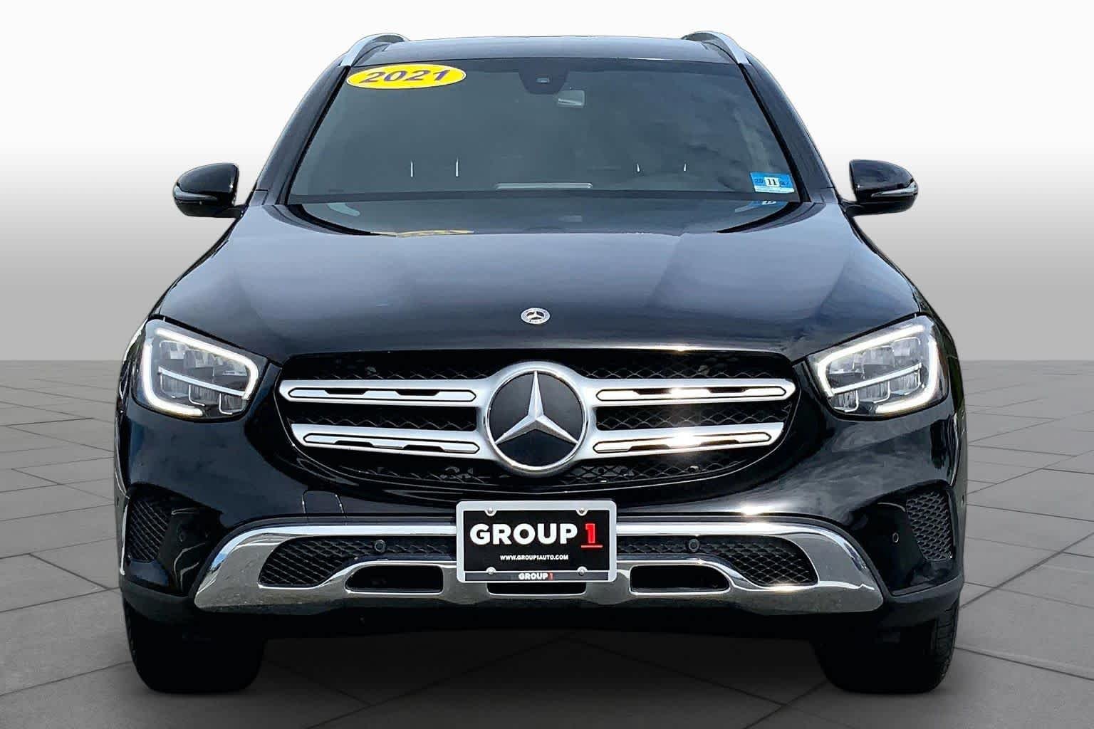 Used 2021 Black Mercedes-Benz GLC 300 image 3