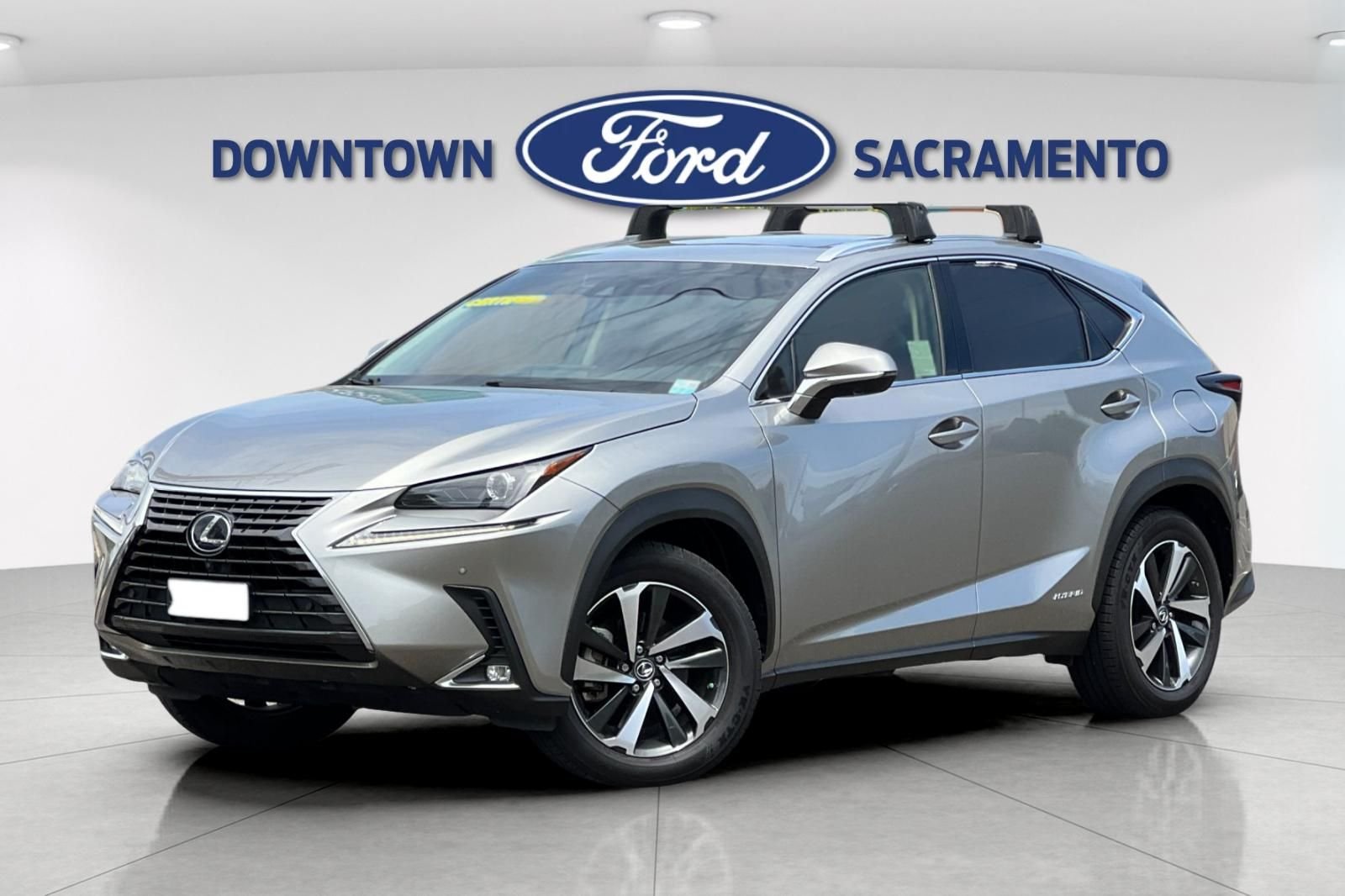 Used 2020 Silver Lexus 300h image 2