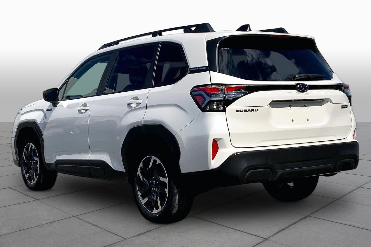 Used 2025 Crystal White Pearl Subaru Premium Hybrid image 10