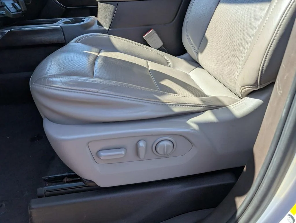 Used 2020 White GMC SLT image 15