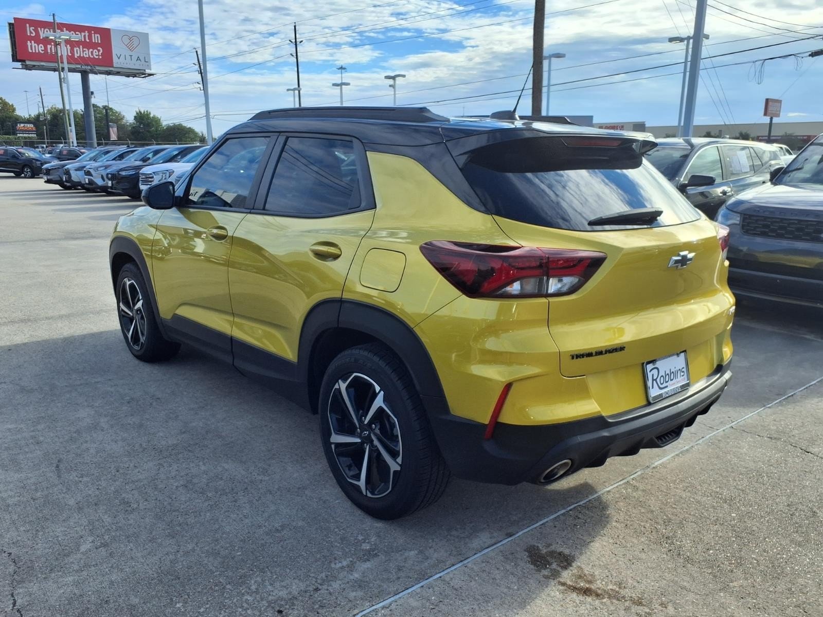 2023 Chevrolet Trailblazer photo 4 of 26