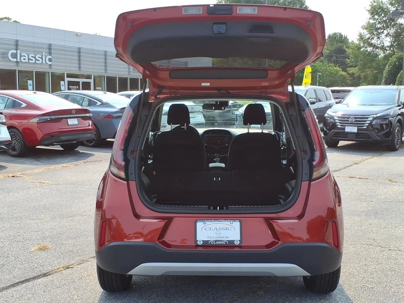 Used 2024 Mars Orange Kia LX image 24