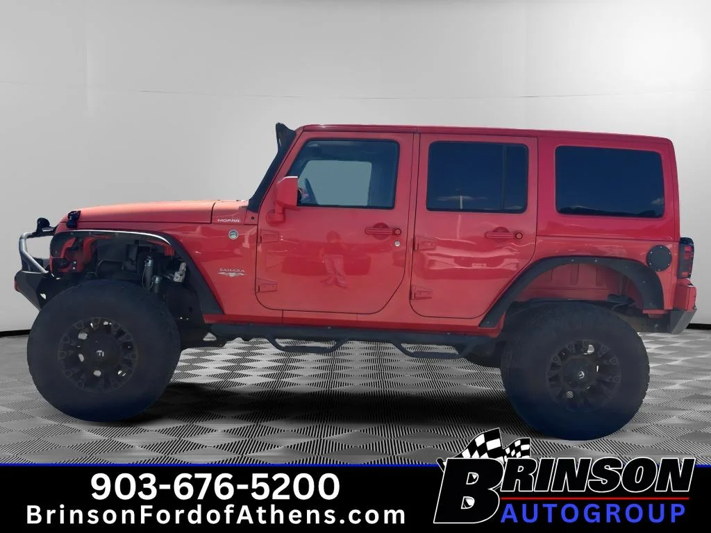 Used 2013 Rock Lobster Clearcoat Jeep Sahara image 8