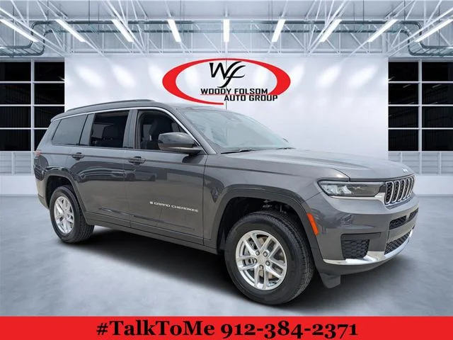 New 2026 Baltic Gray Metallic Clear-Coat Exterior Paint Jeep Laredo X image 1