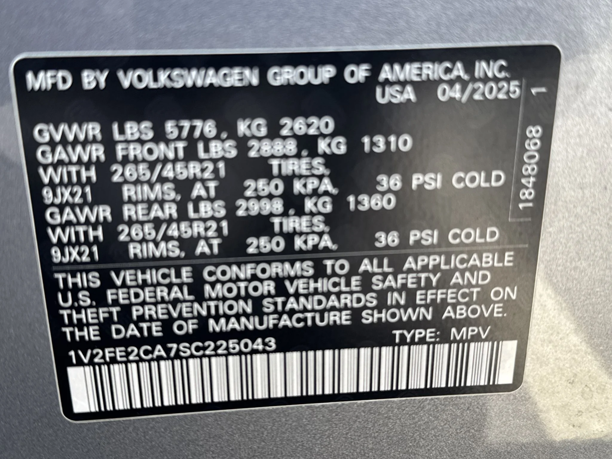 Used 2025 Silver Mist Metallic Volkswagen 2.0T SEL Premium R-Line image 34