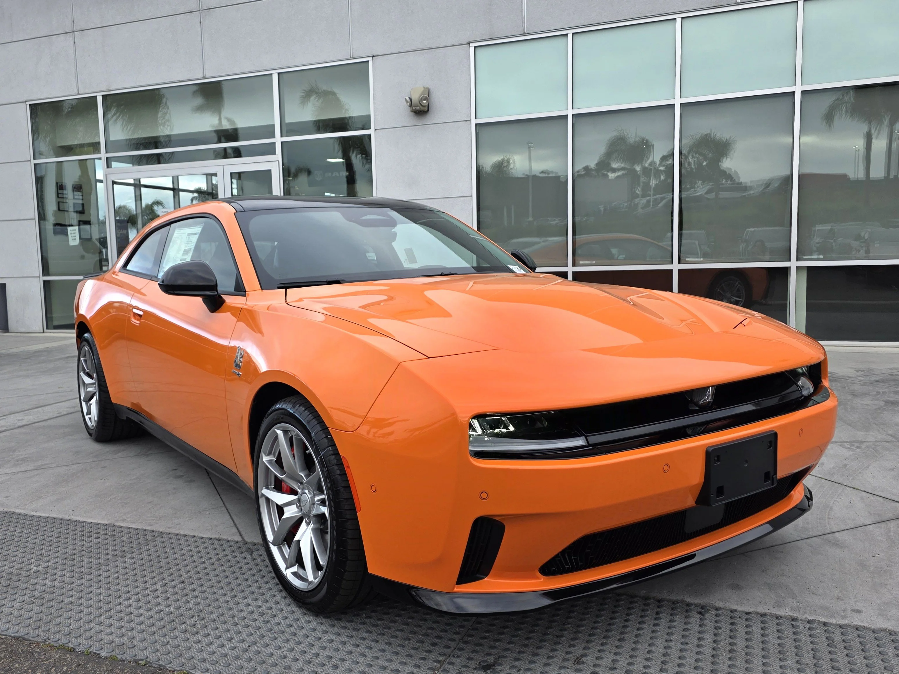 2025 Dodge Charger Daytona Scat Pack - Photo 6