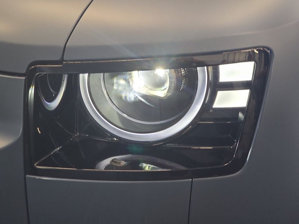 New 2026 Tasman Blue LAND ROVER X-Dynamic SE image 21
