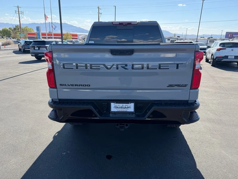 Used 2024 Slate Gray Metallic Chevrolet ZR2 image 4