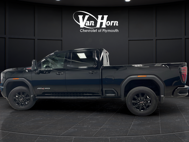 Used 2024 Onyx Black GMC AT4 image 3