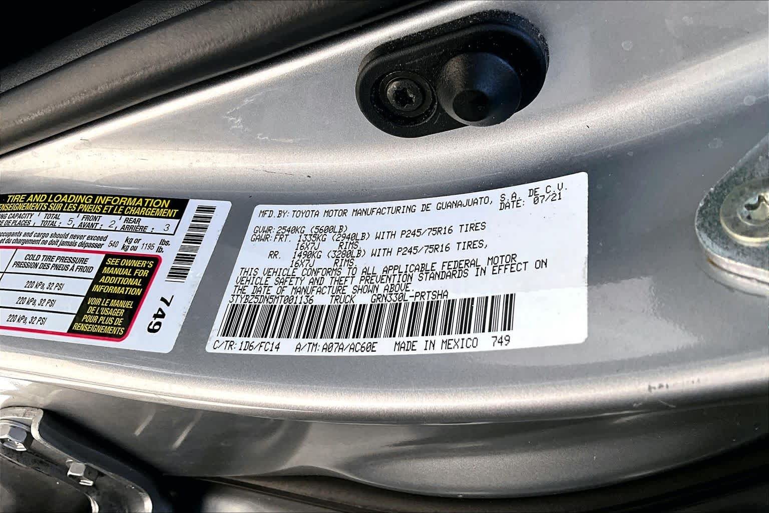 Used 2021 Silver Sky Metallic Toyota SR5 image 35