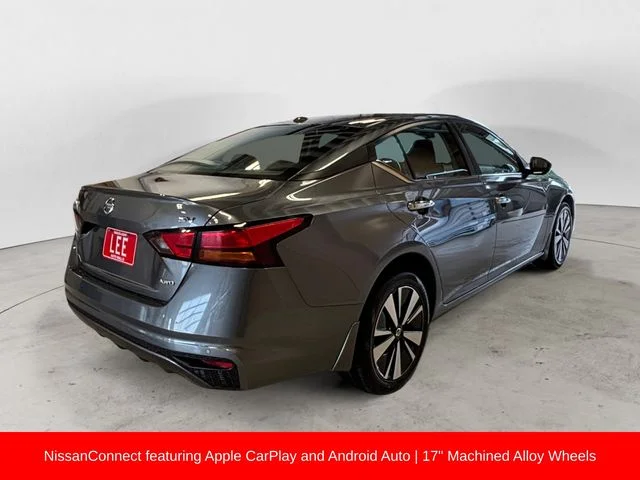 Used 2022 Gray Nissan 2.5 SV image 6