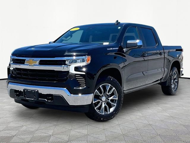 Used 2022 Black Chevrolet LT image 3