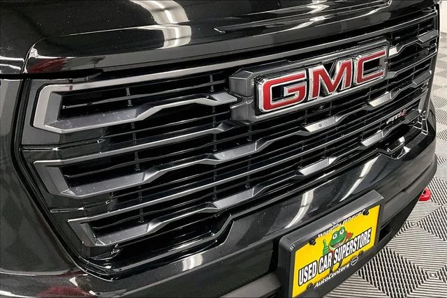 Used 2025 Ebony Twilight Metallic GMC AT4 image 34