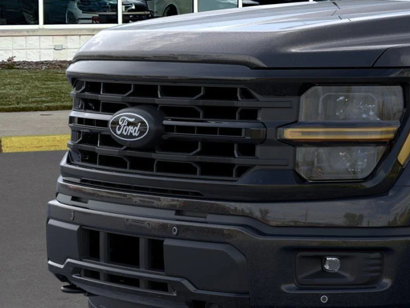 New 2026 Agate Black Metallic Ford XLT image 17