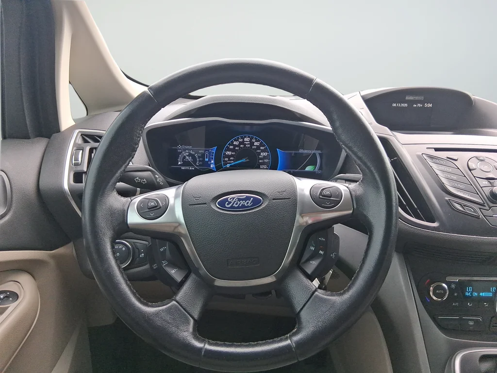 Used 2013 Silver Ford SE image 37