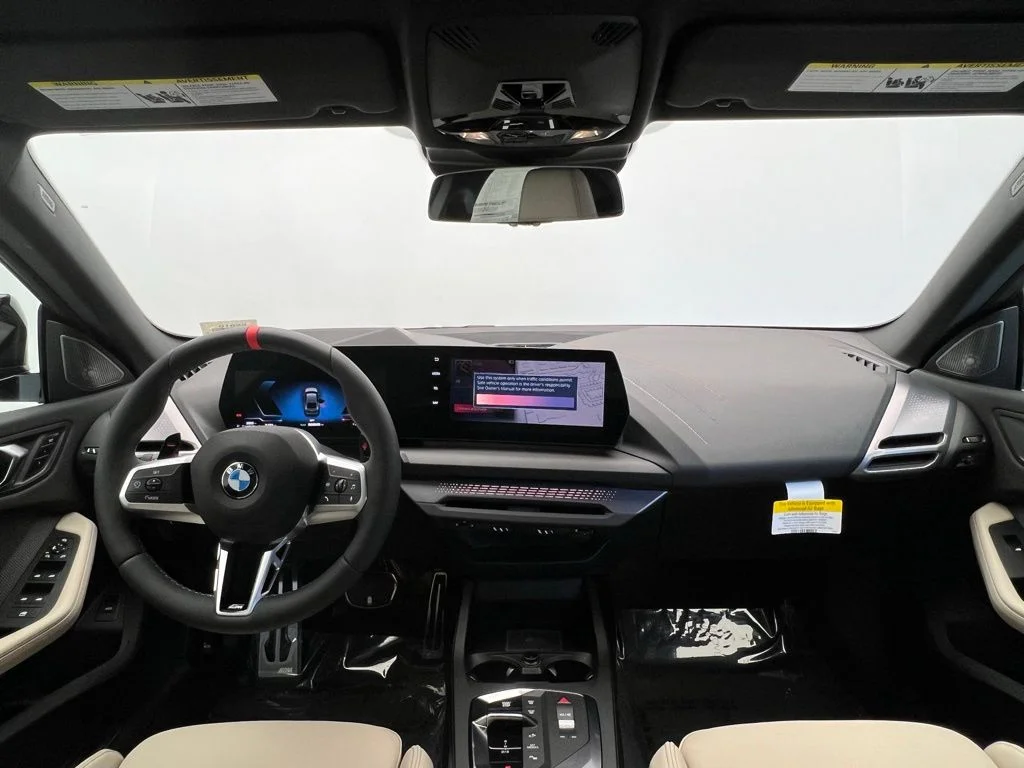 2025 BMW 2 Series M235 - Photo 11