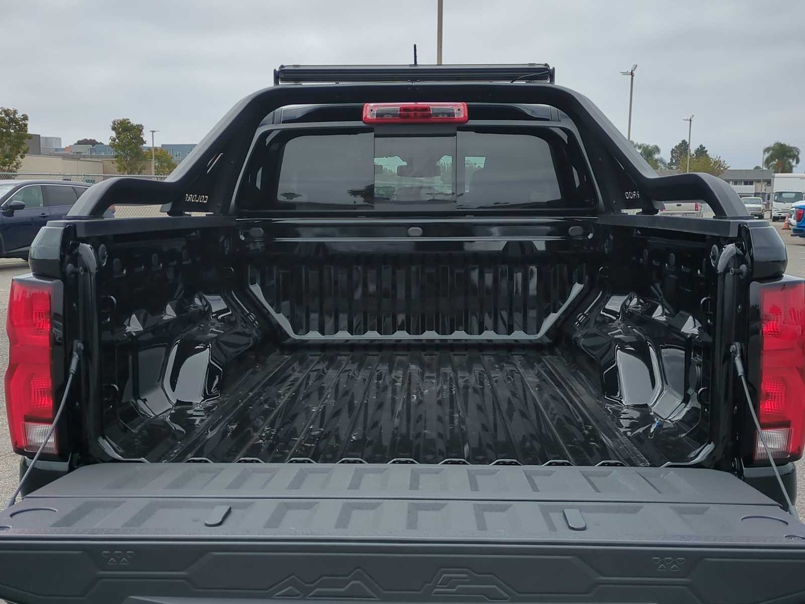 New 2026 Black Chevrolet Z71 image 25