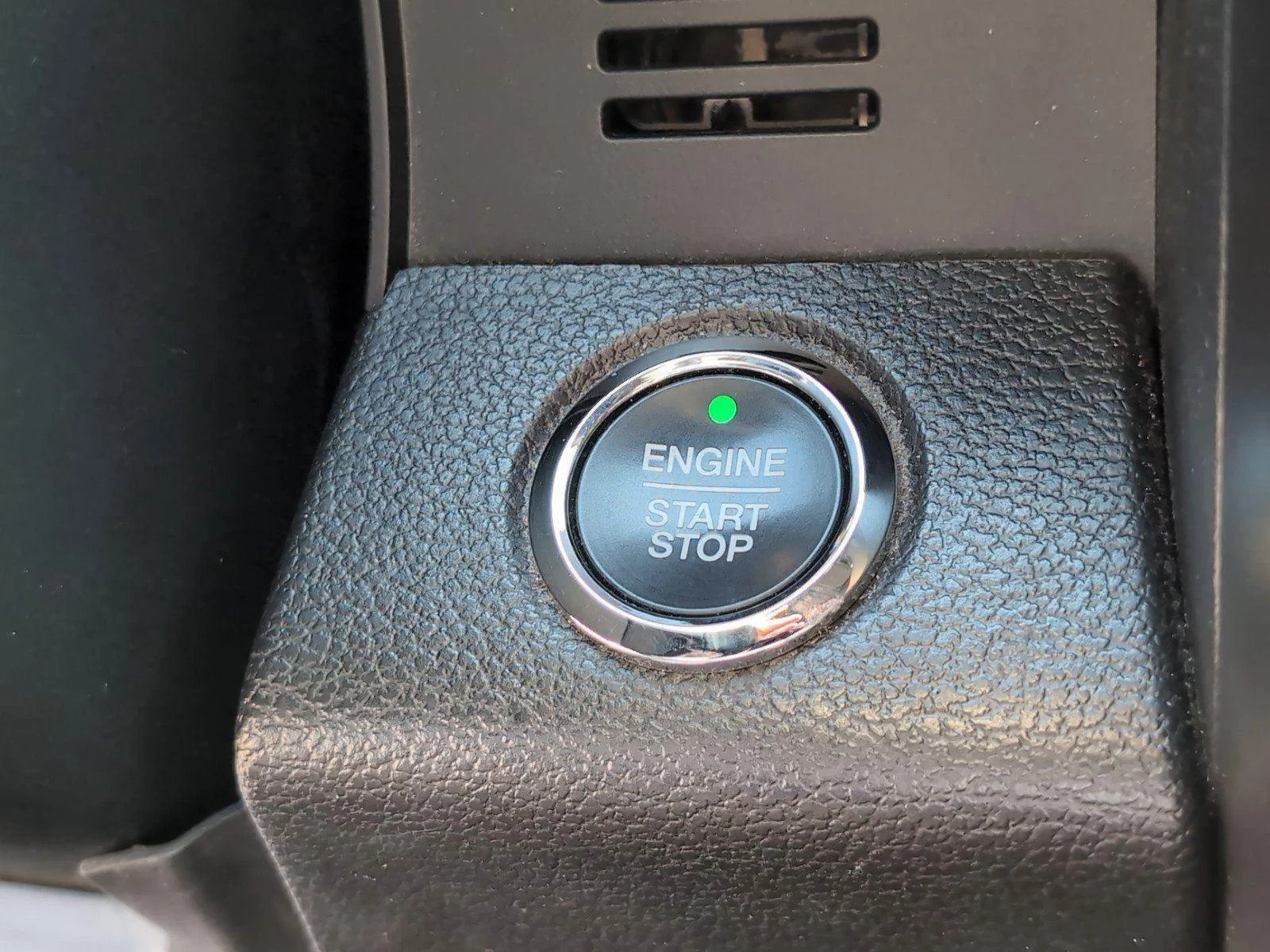 Used 2021 Iconic Silver Ford Limited image 22