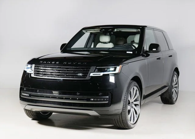 2026 Land Rover Range Rover 4.4 SE SWB's photo