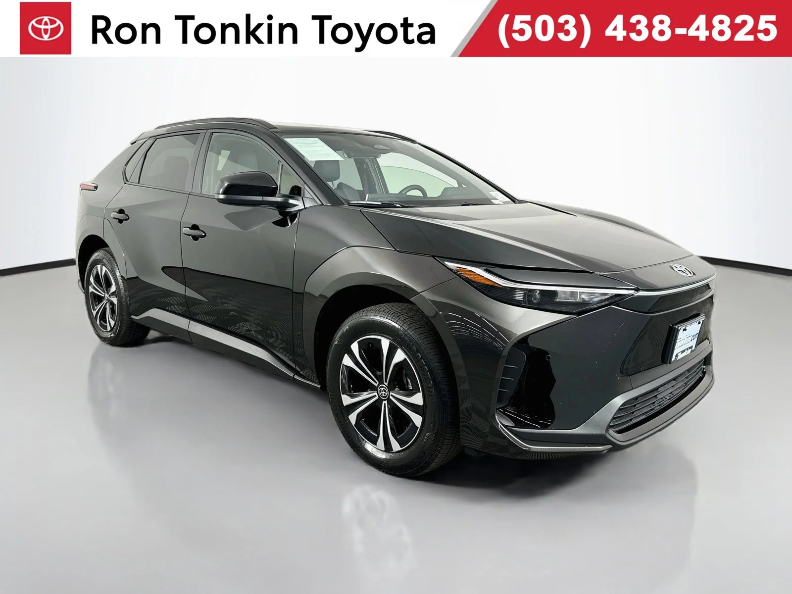Used 2025 Black Toyota XLE image 1