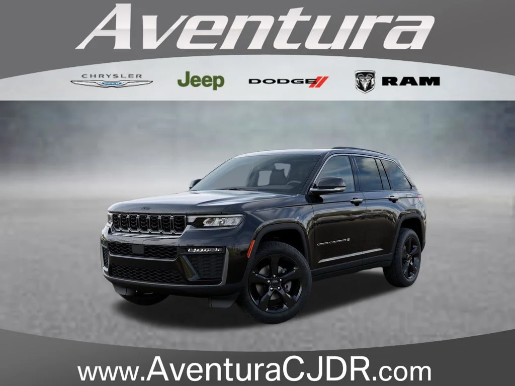 New 2026 Diamond Black Crystal Pearl-Coat Exterior Paint Jeep Limited image 1