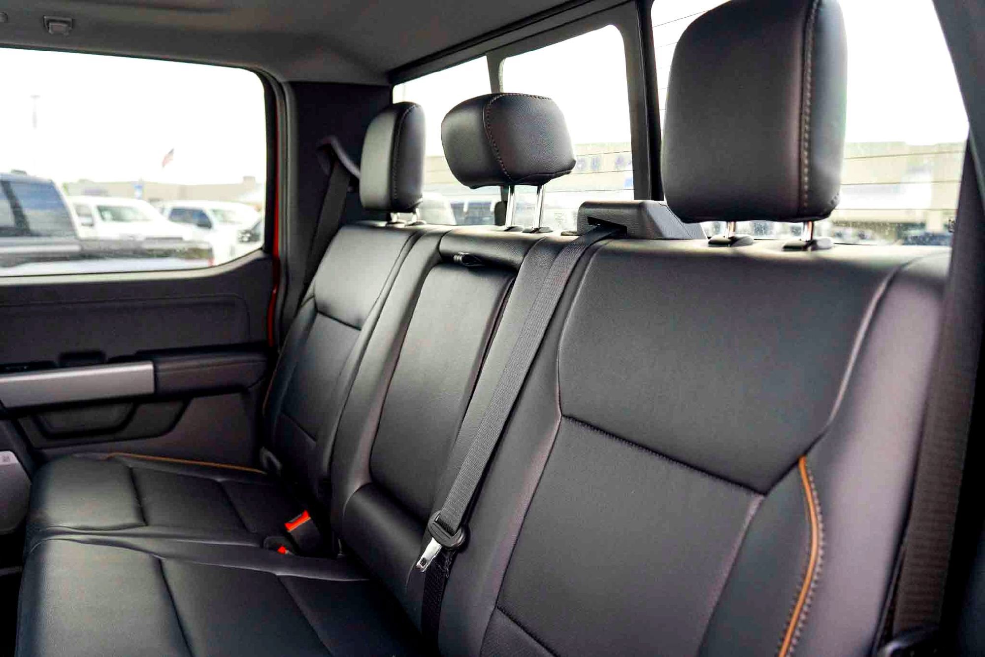 2025 Ford F-250 Super Duty Lariat - Photo 18