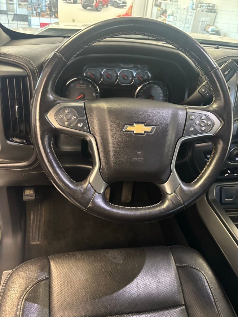 2018 Chevrolet Silverado 1500 LTZ - Photo 15