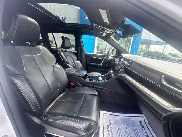 2022 Jeep Grand Cherokee Overland - Photo 10